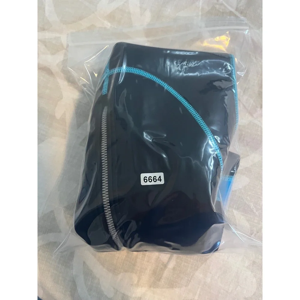 Seaskin Kids Shorty Wetsuit Size 8 Black Blue 2mm Neoprene Springsuit Zipper